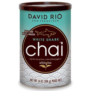 David Rio White Shark Chai - chai maisījums ar balto tēju (398 g bundža) AR11059 0 AR11059 14oz canister whiteshark web